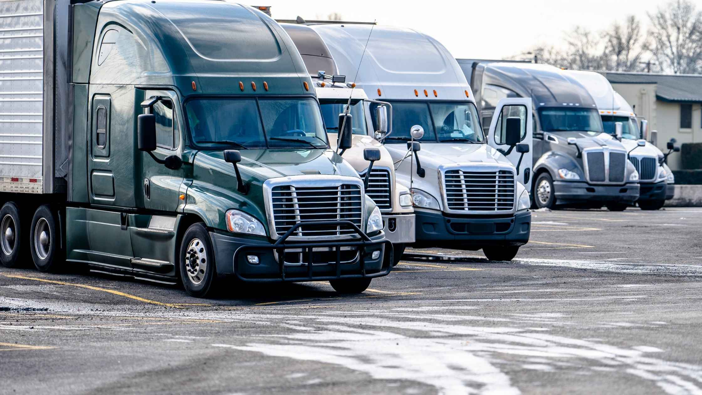 How Business Fuel Cards Work for Large Fleet Operations: Managing Fuel Cards at Scale