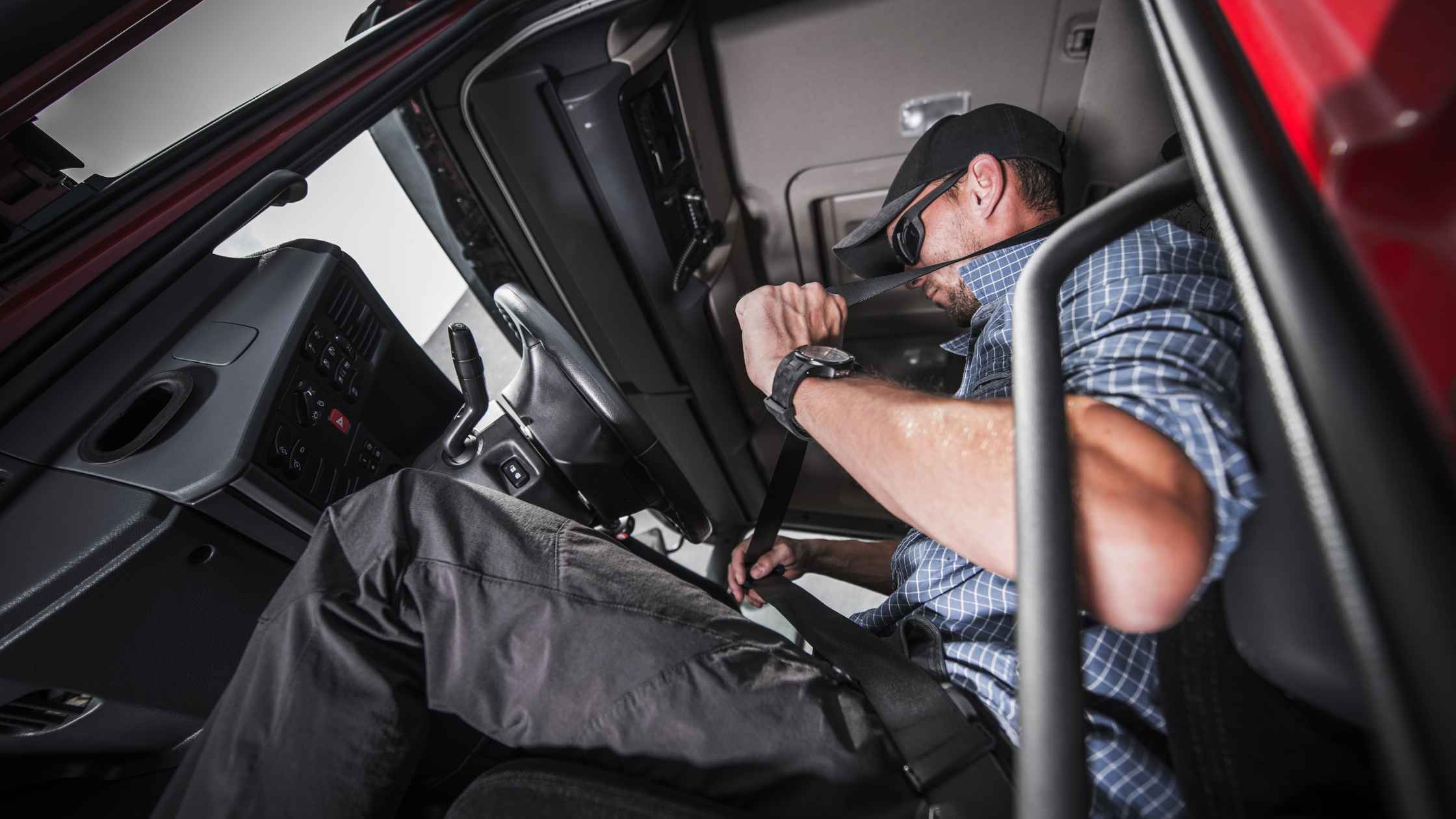 10 Accessories Essential For Truck Drivers